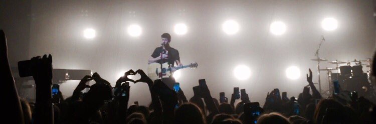 toraahansson's tweet photo. @ShawnMendes https://t.co/5jgYmgtYrw