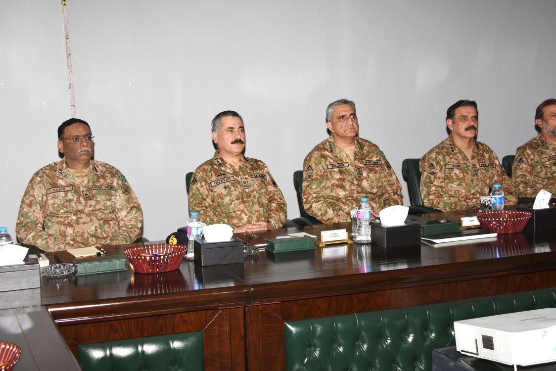 AsimBajwaISPR's tweet photo. War on terror to continue with focused approach to logical conclusion.Will move ahead of gains already made so far-#COAS in Psr/NWA https://t.co/RQjhwTAgtI