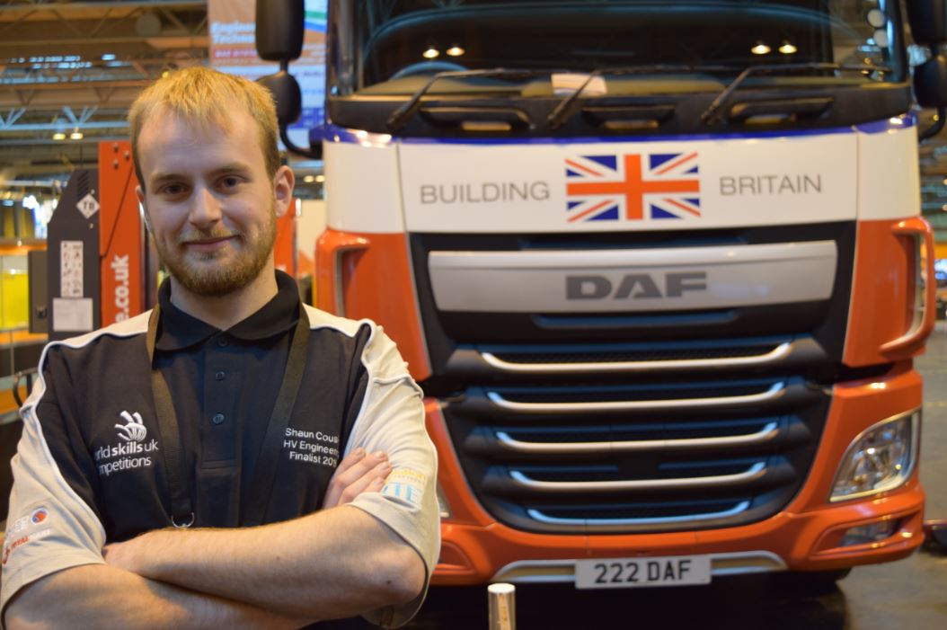 FordSlaterDAF's tweet photo. #HGV technician at Ford & Slater Leicester, Shaun Cousins, has won bronze at #SkillsAuto #TSS2016: https://t.co/vLJTX1Y2Fs #DAF https://t.co/m1Pdt7kS5U