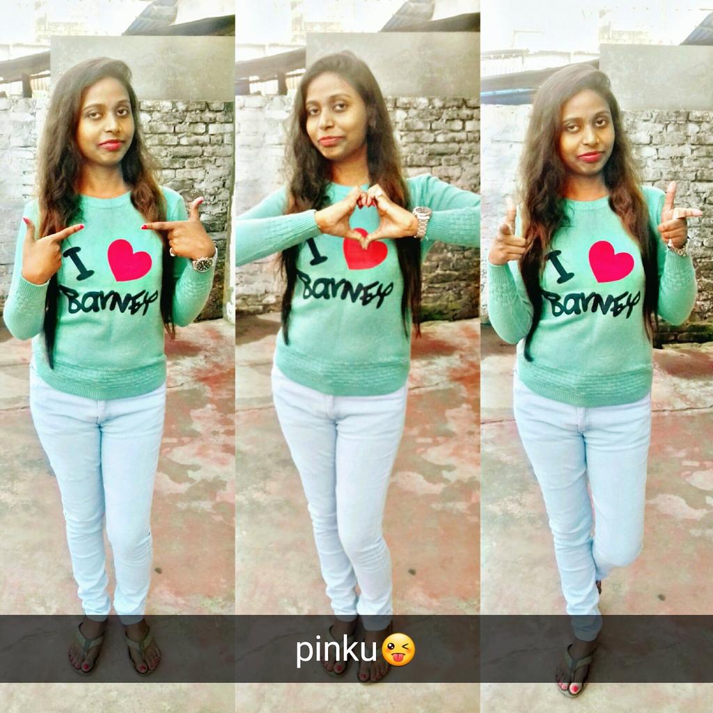 PinkeyGupta2's tweet photo. TeRe saMnE aaNe sE ye Dil mEra dhAdkA hai💕
Ye gAlti nAhi hAi tEri kuSur NajAr kA hAi👀🙈 https://t.co/tgRTXSRwLA