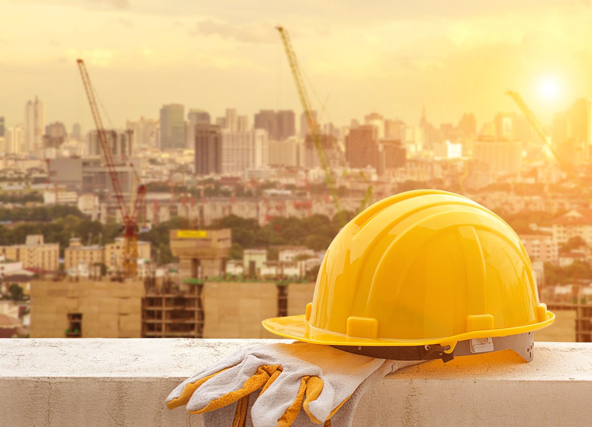 LexisUK_Constr's tweet photo. Professor David Mosey @KingsCollegeLon looks at framework alliancing and the FAC-1 contract https://t.co/Bs7VSkchdz @ArchitectureACA https://t.co/qwgKprgJZq