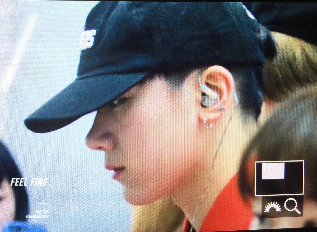 feelfine0227's tweet photo. 161130 HKG #텐 #TEN #NCT https://t.co/OrdwoOoOOs