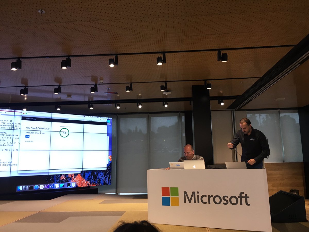 Supermitas's tweet photo. #reconnect2016 a continuación @alejandrolmeida @davidjrh de @intelequia, repasando  novedades de #azure para desarrolladores https://t.co/ovp5HuxEWT