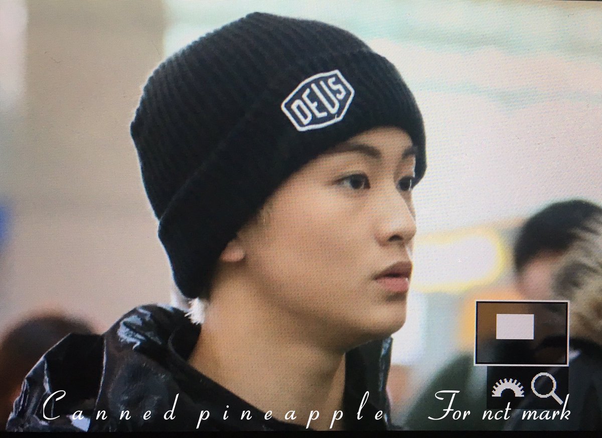 SLIENTMAJORITY_'s tweet photo. 161130 ICN #NCT #MARKLEE #마크 https://t.co/RQ1WLjwHwh