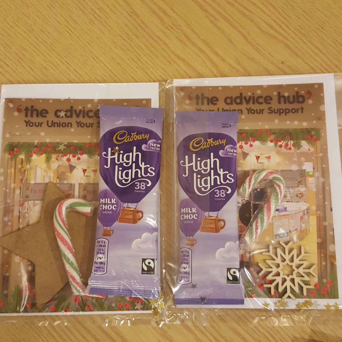 HWUAdviceHub's tweet photo. Tis The Season Not To Stress #examstresspacks come to the #AdviceHub to get yours today! #Exampacks #Freebiscuits #StudentUnion https://t.co/Uz0wriBVDS