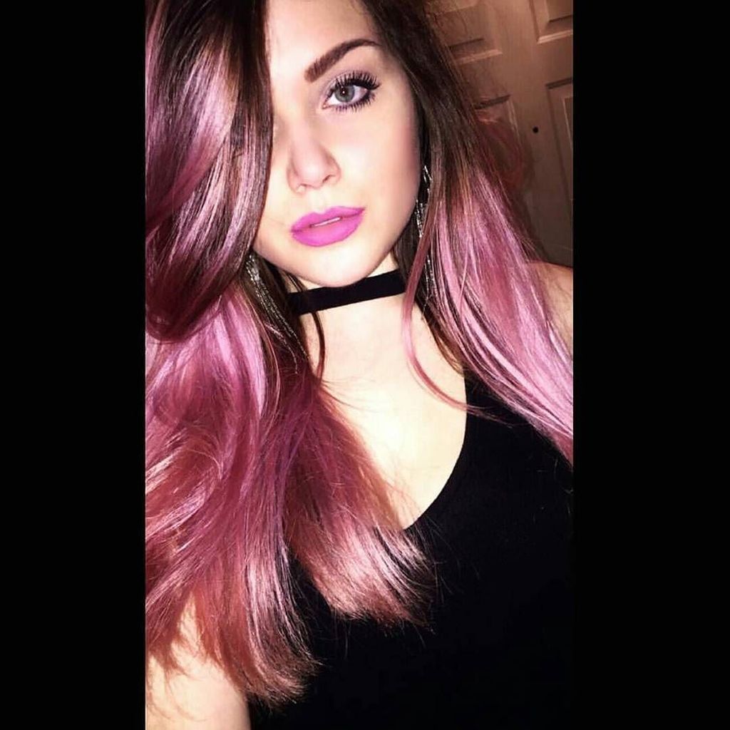 obsessedwthpink's tweet photo. @ms.montana_lenae looking Stunning!!! 💖👍💖 #pink #pinkhair #obsessedwithpink https://t.co/xK3teDdUM8