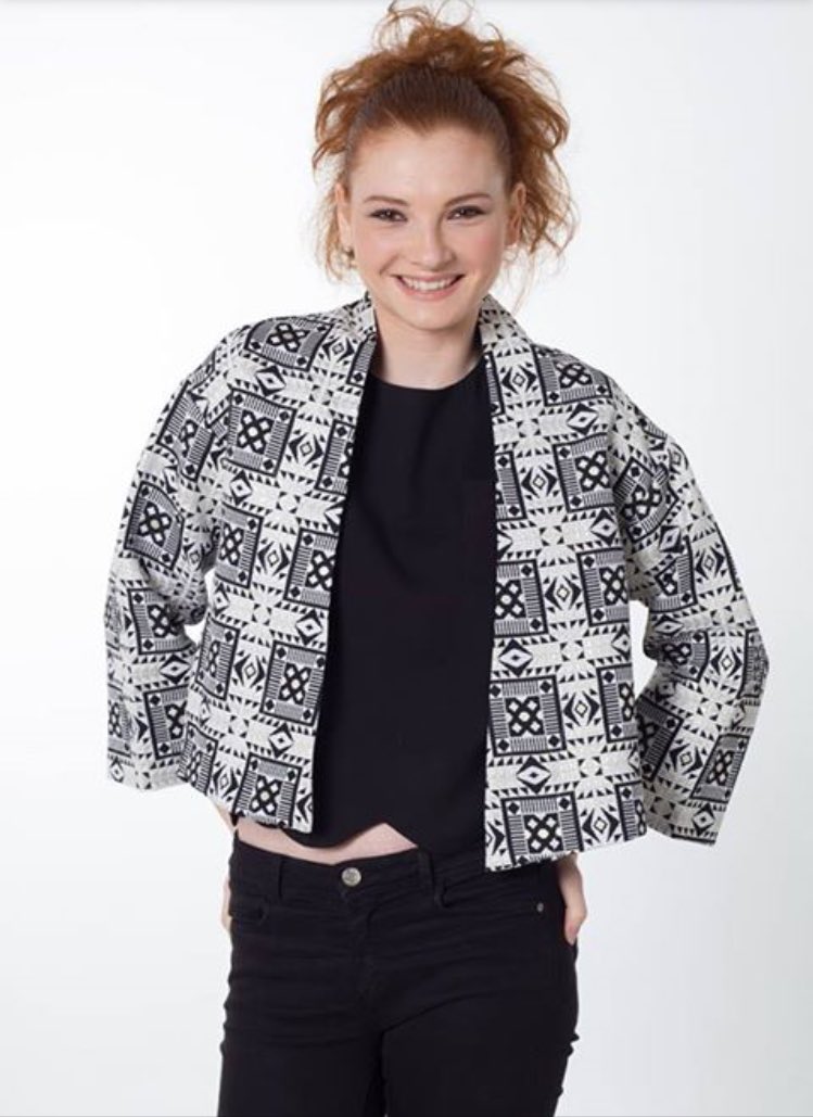 Filomena_Cooper's tweet photo. Con una sonrisa se ve todo mucho mejor #moda #Fashion #madeinspain #mujer #luxury #filomenacooper #kaftan #prendas #outfit #look #buenosdias https://t.co/kc5BVXdss1