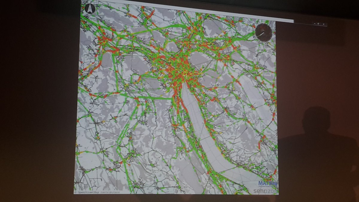 domivs81's tweet image. #tech4_2016 wenn mit #matsim coole Simulationen gemacht werden für die Zukunft!!
