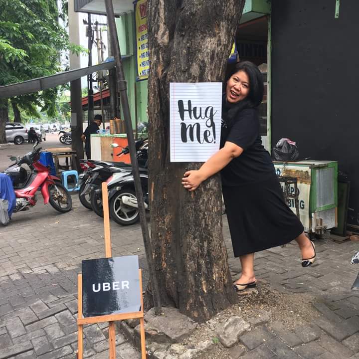 DianSafit_RI's tweet photo. More parks, less parking space #UberKEBUN https://t.co/EPoRsY4rGr