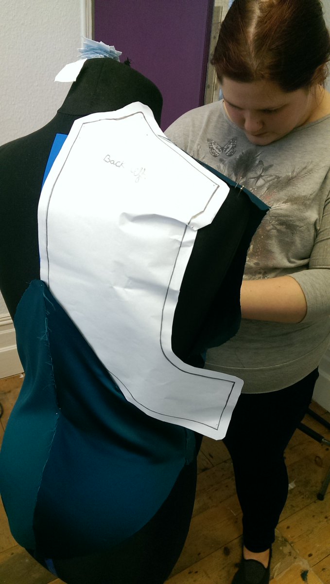 dv8sussex's tweet image. The #Fashion team are learning to #patterncut corsets on mannequins using the moulage technique. There&apos;s some amazingly intricate designs!