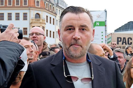 Pegida-Chef #Bachmann wegen Volksverhetzung verurteilt bit.ly/2gJamRy https://t.co/yyLw1iPNGS