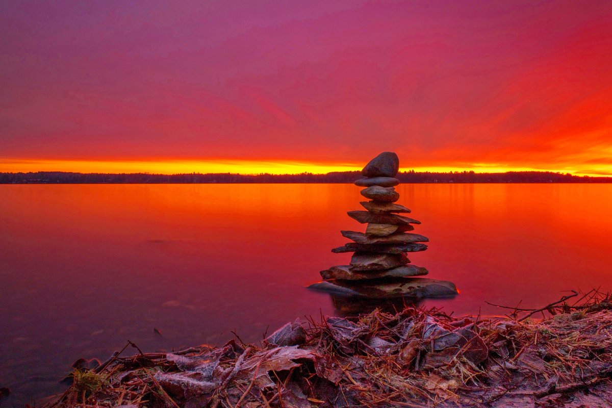 FOX23Maine's tweet photo. Yesterday’s fiery #sunrise over Wesserrunsett Lake in Madison. Courtesy of @exploringwestME https://t.co/rsxIAqTGSL