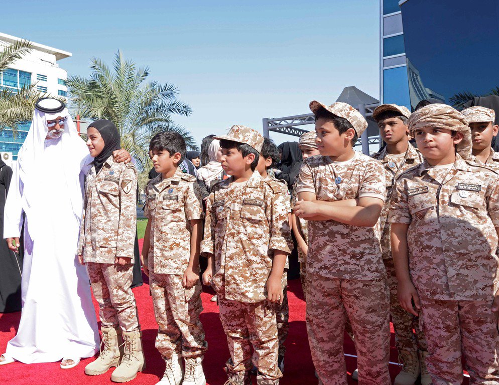UAENews's tweet photo. The UAE honours its heroes on Commemoration Day - in pictures https://t.co/EfGFBgnX5z https://t.co/GI4iiIeJdu