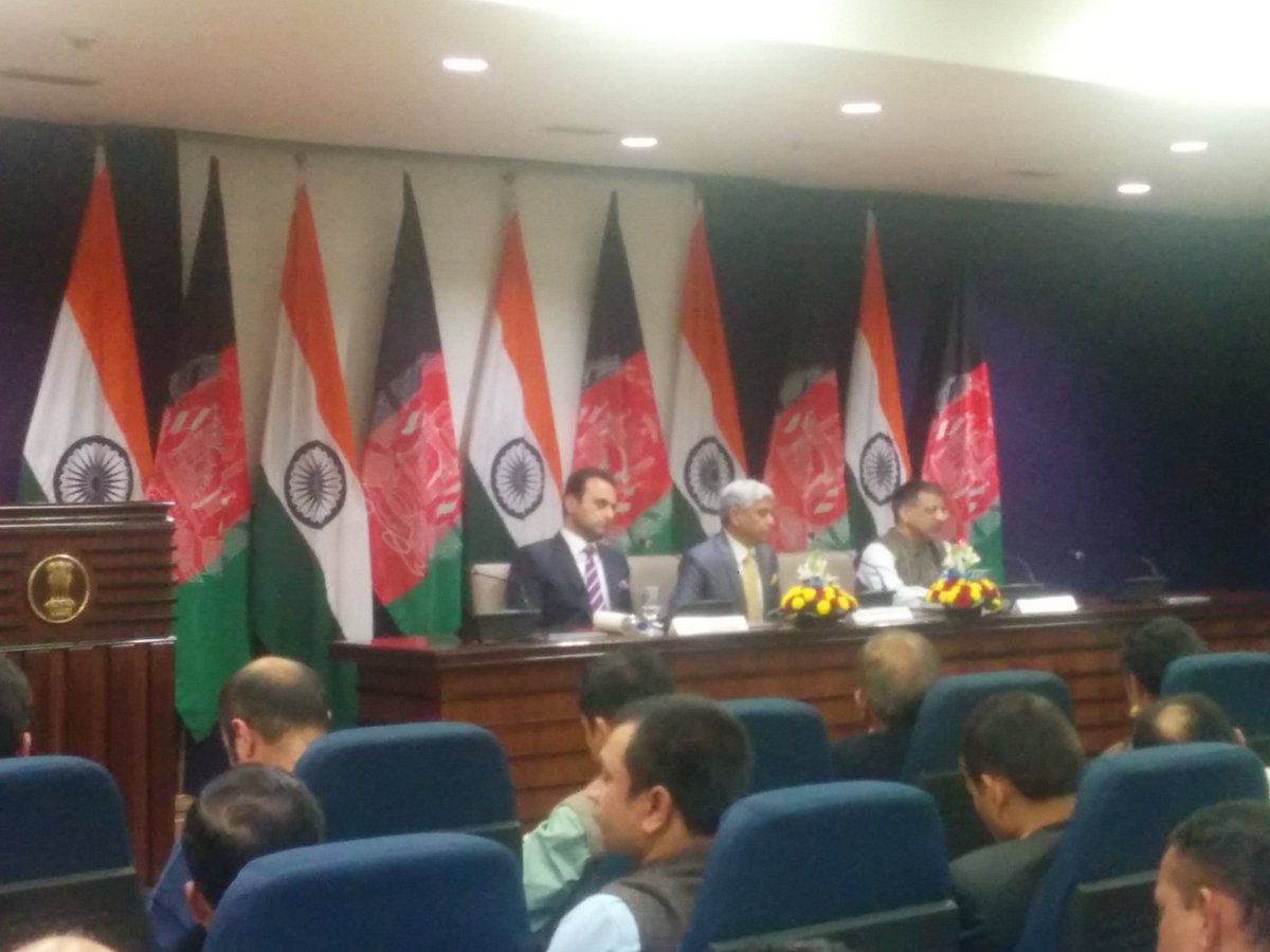 Geeta_Mohan's tweet photo. #HeartOfAsia
Countries to look at source of the problem of #Terrorism (Pakistan), how to tackle it.
#PakIsolation https://t.co/eVeEslklQS