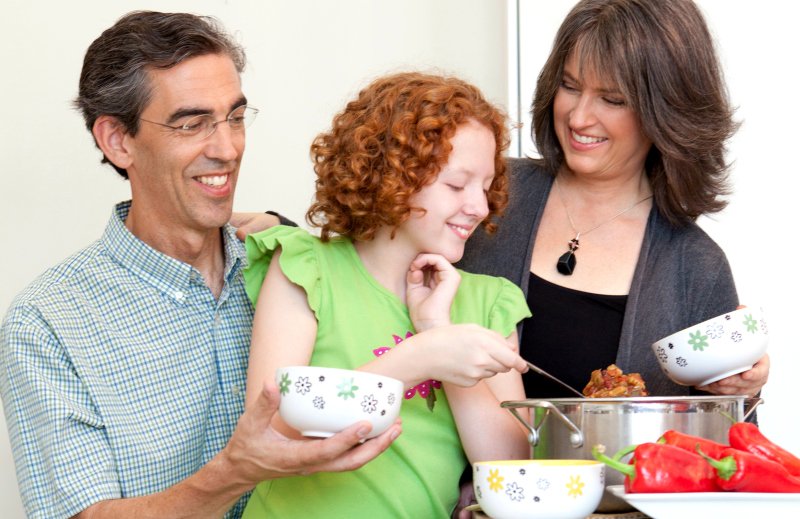 BLUSHvancouver's tweet image. #MindfulLiving by @TheresaNicassio explores #PickyEaters &amp;amp; #AttentionSeekers | Our relationship with Food &amp;amp; Friends wp.me/p7tMGy-29a