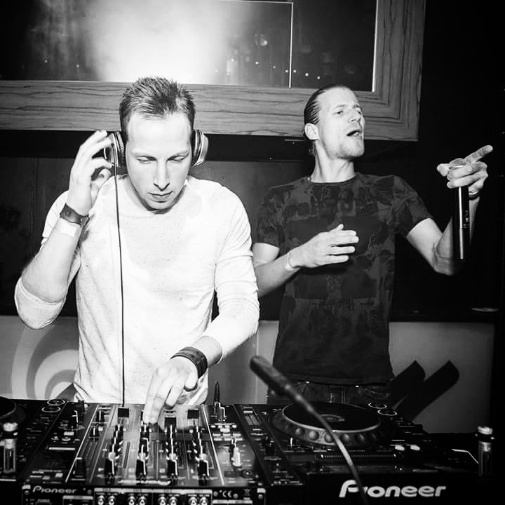 djsolutio's tweet photo. Team 'Punk Bitch'! 🎧🎤 @McDemocian https://t.co/kEnj8KN17k