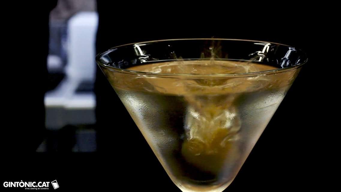 Preparem la gana? #cateringcocteleria #cocteleria #cocktail #coctel #barralliure #casament #wedding #festesprivades #gransmoments