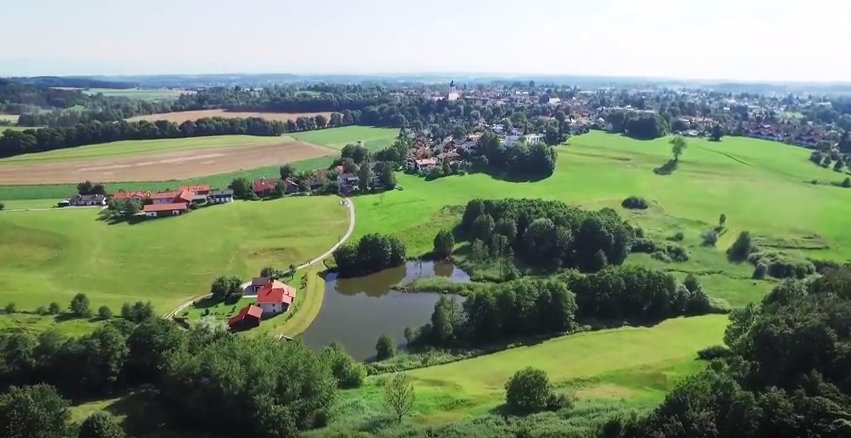 NKI_Bund's tweet photo. 36 Stunden im Zeichen von #Klimaschutz + #Klimaanpassung: Die 9. Kommunale Klimakonferenz jetzt im Video: https://t.co/05K0kahTjC @bmub https://t.co/gzqaHmSXqa