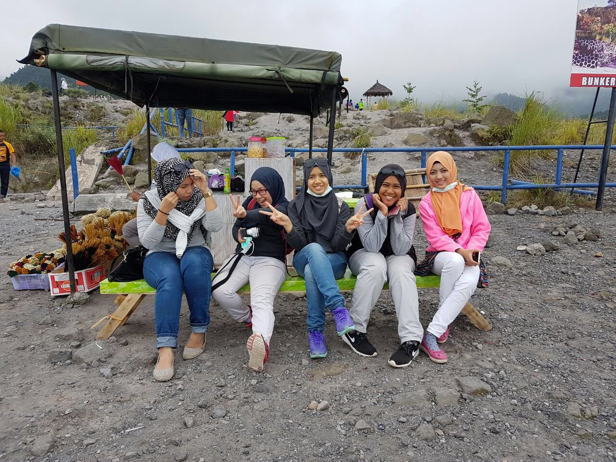 hafizah_malique's tweet photo. @backpackingMY @eyakakya @AesyaNaz @Emmalinamazlan @Nrhfzhsuaid @bellanabila14 @farhanafiqah #bpPartner sebab diorg boleh kejut aku bgun ๐๐๐น https://t.co/Wv5mUd2bzw