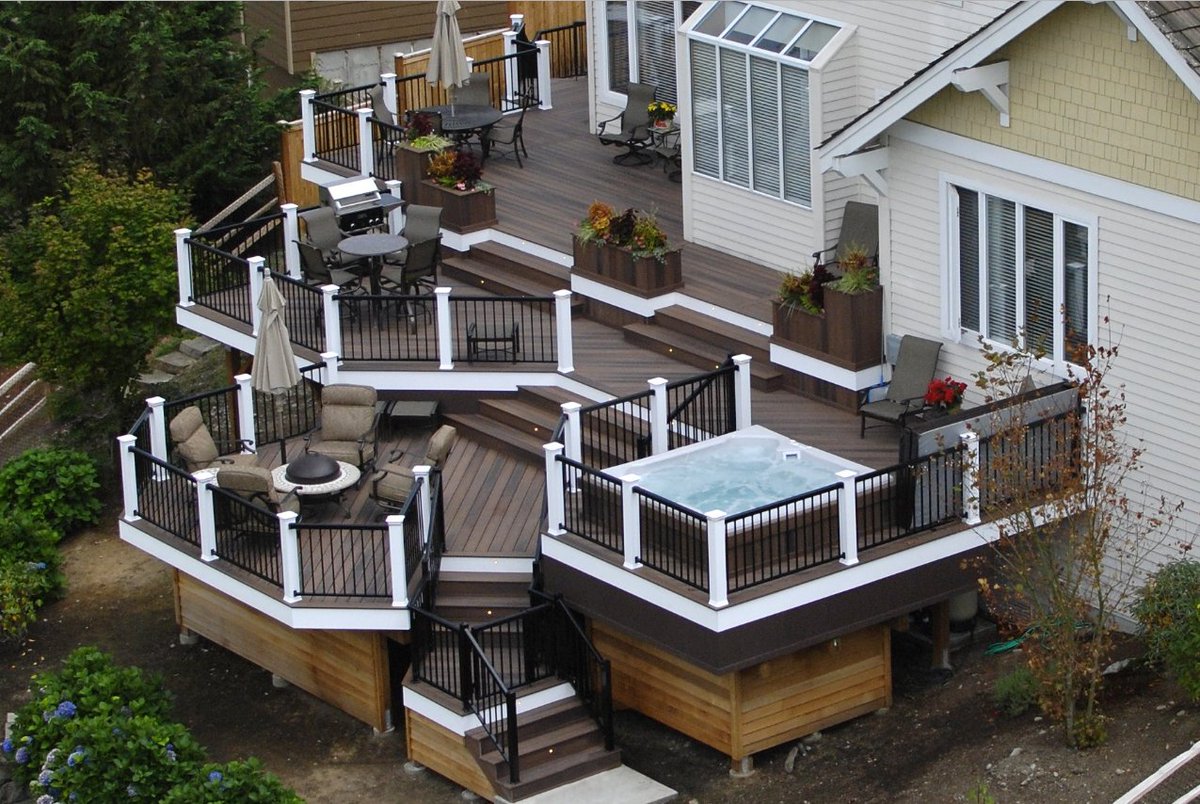 Metrokun's tweet photo. #BigBrownDeck #DeckPorn #IWantTheDeck https://t.co/s0RRc2RGuS