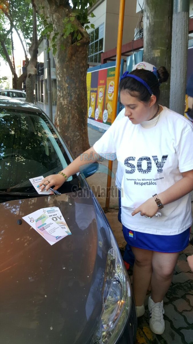 TransitoSMartin's tweet photo. Tránsito San Martín realizó actividades de concientización y sensibilización para automovilistas y peatones en la semana de la inclusión. https://t.co/Pjrmx18qdq
