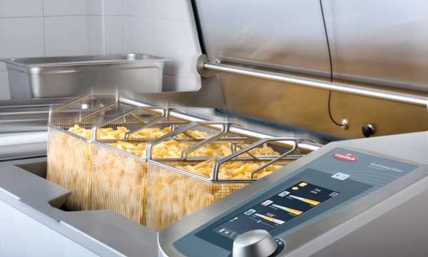 10Restaurantes's tweet photo. ¿Conoces a #VarioCooking Center? Esta herramienta permite #cocinar, #asar y #freír, en un mismo equipo https://t.co/qgMx19lX6k https://t.co/f7I3ttav6M
