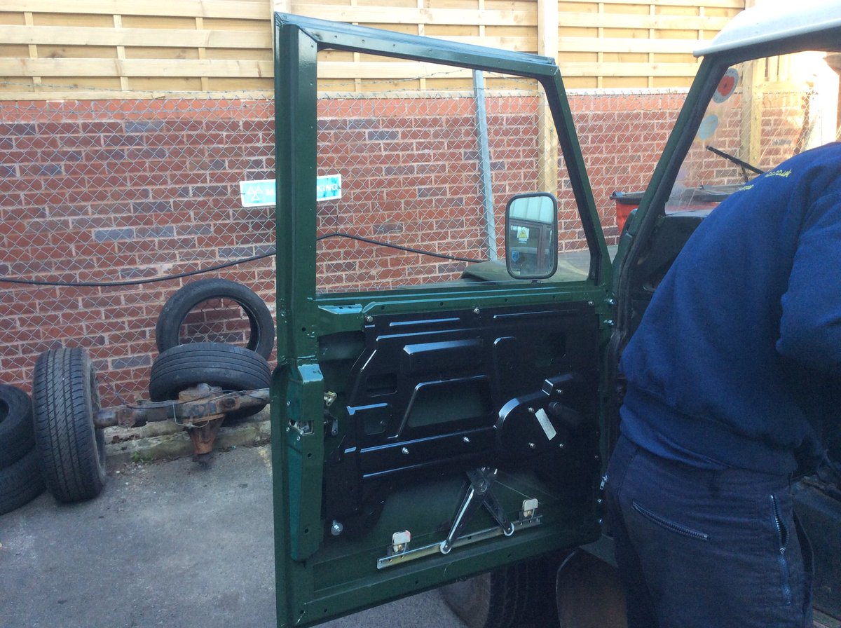 Western_Garage's tweet photo. Rusty door off, new shiny door being fitted, one down one to go!! That will be warmer for our customer this winter. https://t.co/heet0dpKjs