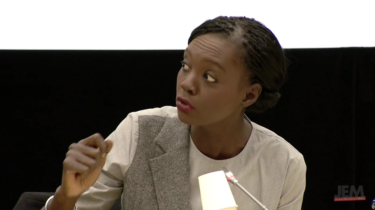 lafrancequiose's tweet photo. 🎥#JEM2016. Débat avec @ramayade: Comment les politiques influencent les médias. @museedesmedias
https://t.co/hbA0eTzJ5w
#Presidentielle2017 https://t.co/5quvoFdtNu