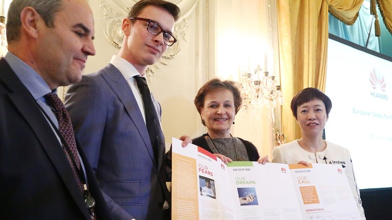 Parlimag's tweet photo. Tech students present EU policymakers with #DigitalManifesto https://t.co/VpcRJwZ2Km
 #SeedsForTheFuture #Huawei #digitaltransformation https://t.co/n4YOWer6rn