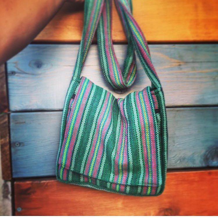 We only have three green small messenger bags left. Buy yours while you can. For every bag… ift.tt/2gwVPJE