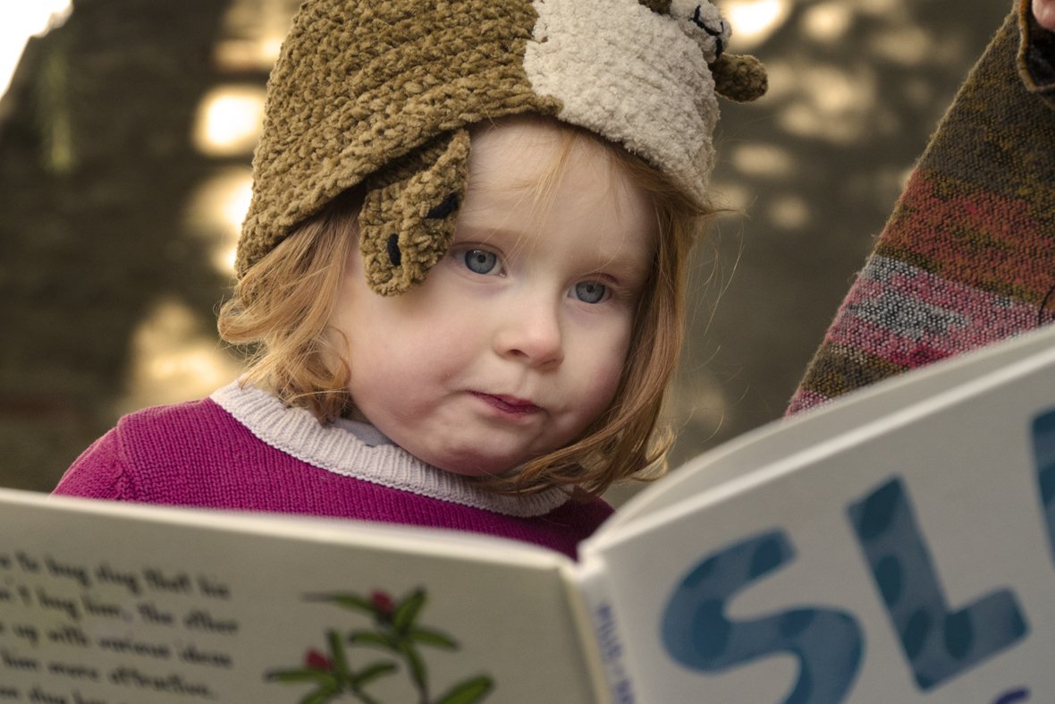 HayHOWLs's tweet photo. Pre-schoolers storytime @HayLibraryPowys Mondays 11am with our superstar librarian. @PowysCC please don't cut staff/hours in Hay #HayHOWLS https://t.co/zozOxvcgaE