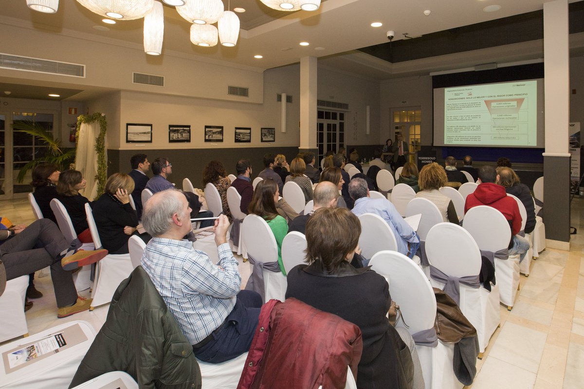 NeinorExp's tweet photo. Lleno total en la presentación de Torresolo Homes en #Guetxo
¡Muchas gracias a todos!
#eventosneinorhomes #cliente @NeinorExp https://t.co/rIJKalOuKm