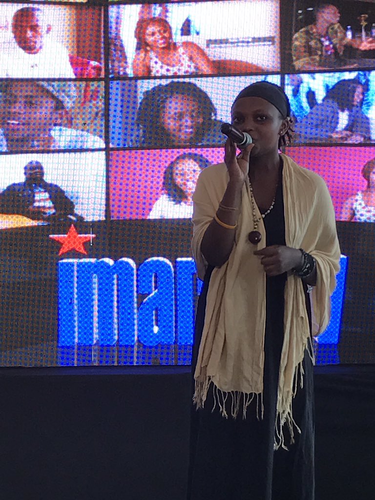 tobyscott's tweet photo. All start up pitches should start with a song! #iamfinaldemo https://t.co/u6mwbWI7oi