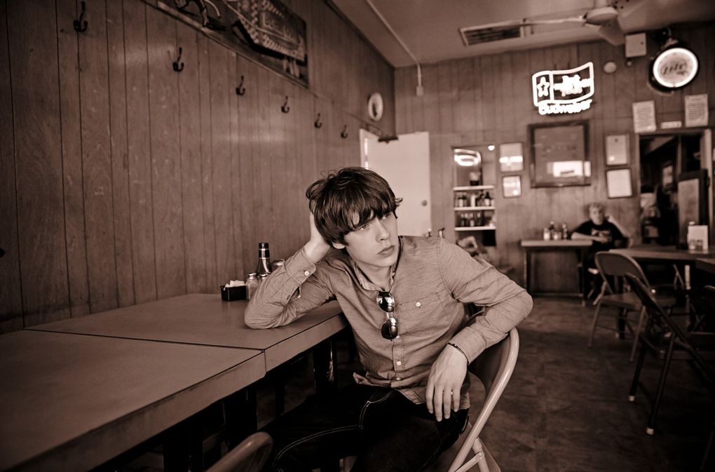 "This is about my inner self &amp; thoughts, call it self-indulgent if you want" - <a href="/JakeBugg/">Jake Bugg</a> on his new release: vogue.uk/o2cHjd