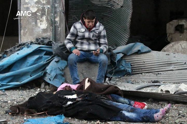 zeintawfik's tweet photo. كلاب الأرض اجتمعوا على نساء حلب وأطفالها. لن ننسى كل نذل صفق أو شارك. مصير غلام موسكو وطهران في دمشق ليس باحسن من نجيب الله في أفغانستان https://t.co/aGsGMwUM9V