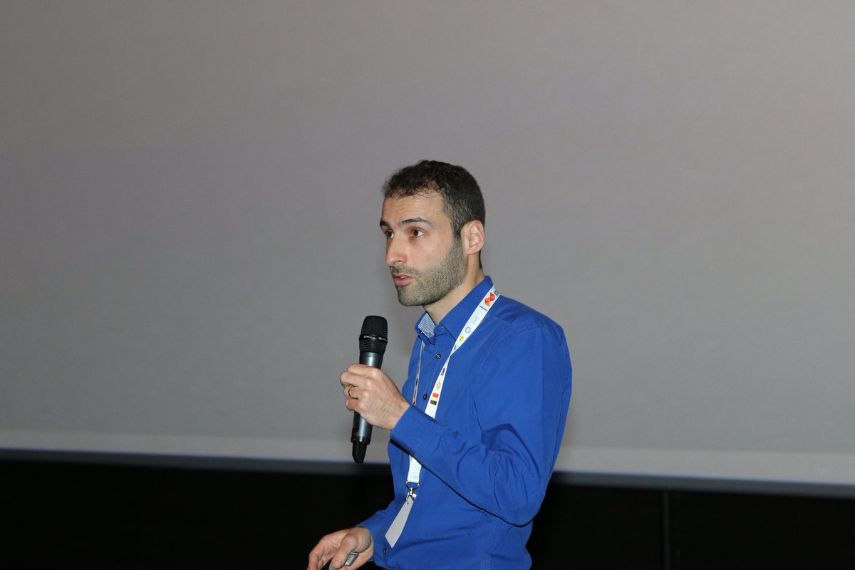 epo's tweet photo. DevDayBE was insanely great. Thanks to all who came to my Meteor session. Thanks again to the great @DevDayBE team. #DD2016 https://t.co/ptK4D8OcaA
