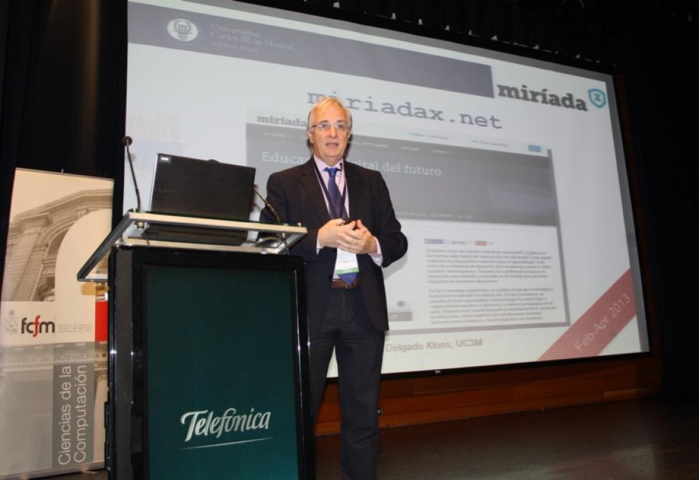 ciae_uchile's tweet photo. Catedrático español C.Delgado:Los MOOCS han prendido la llama para pensar cómo cambiar la forma de enseñar #TISE2016 https://t.co/SKdHLpKX3K https://t.co/wgUmE0NbPx