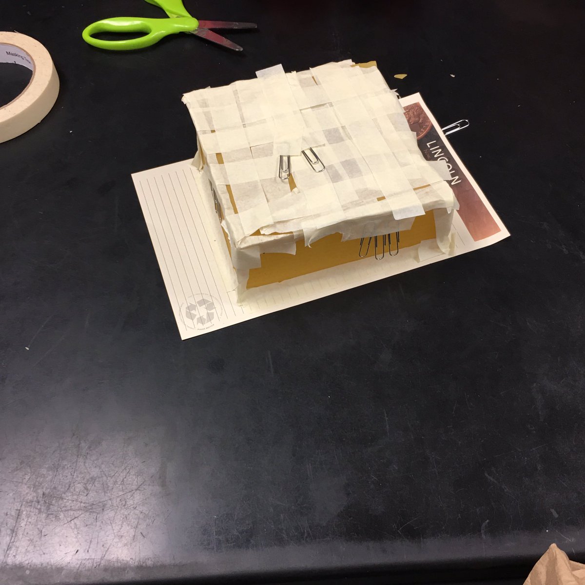 STEAM_HillDW's tweet photo. The wonders of Library/STEAM collaboration continue with phase 2 of buildings for Three Little Pigs. #CameronESSTEAM #huffnpuff https://t.co/2kigJYsEn8