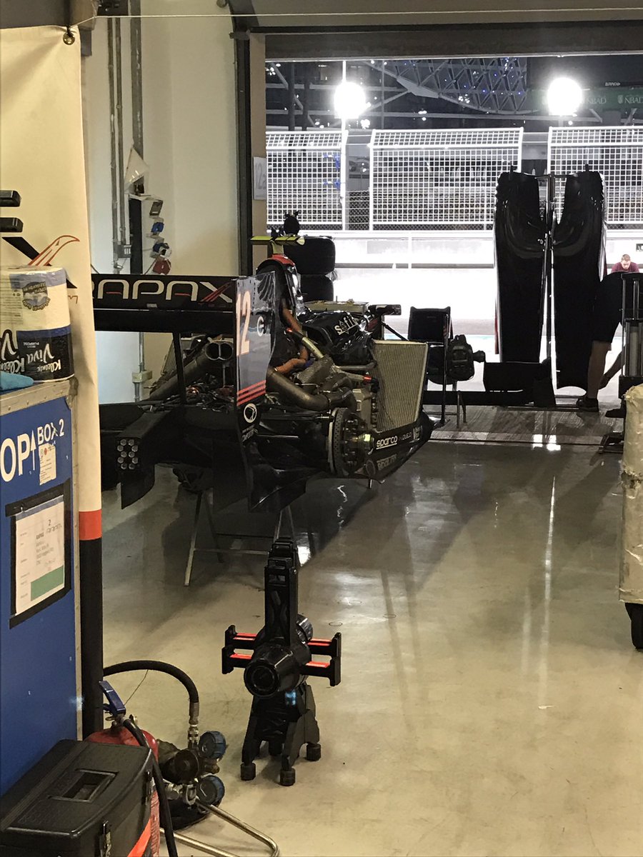 JCecotto's tweet photo. El primer día de prueba se acabó con un buen resultado,P5.Ahora se empieza a trabajar para mañana.#gp2 #ymcofficial #mivida #venezuelanpower https://t.co/UXGns5u47D
