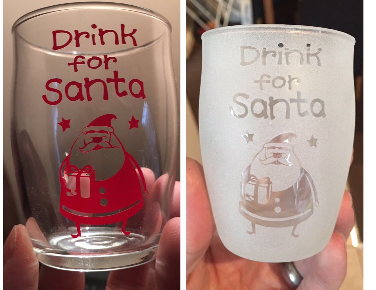monkeydebris_c's tweet image. Little drink glasses for Santa.