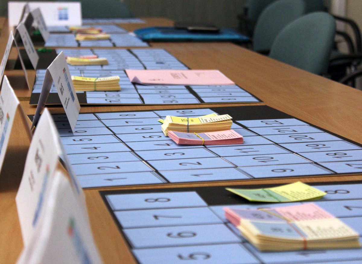 kurtstat's tweet image. I&apos;m doing #Flowopoly again tomorrow at Salford Quays, so at the end of today we had to sort all the cards back into their original order.