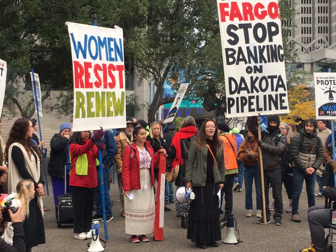 Voir l'image sur Twitter