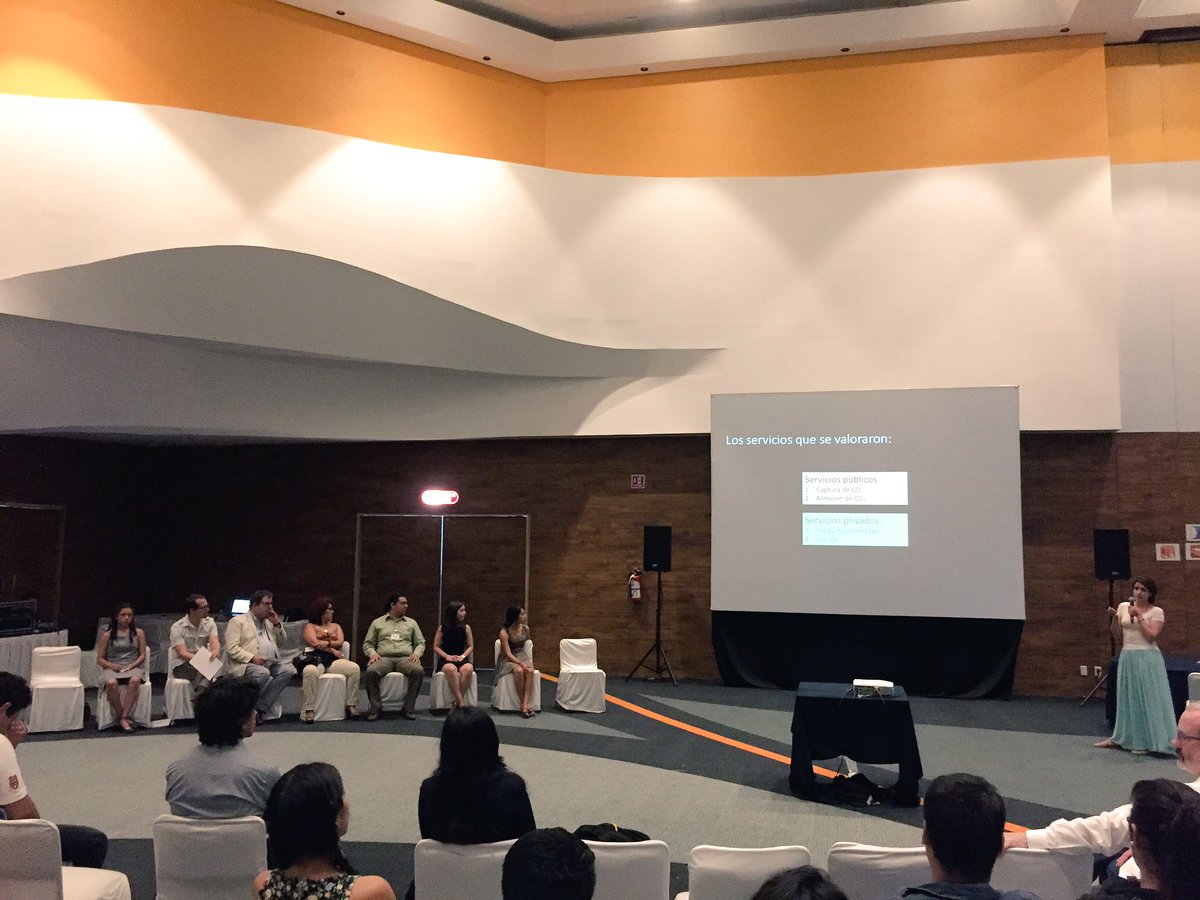 Conferencia de #Ecovalor de las jóvenes ganadoras del concurso de tesis de <a href="/CONANP_mx/">CONANP</a> #COP13 #Youth4Bio