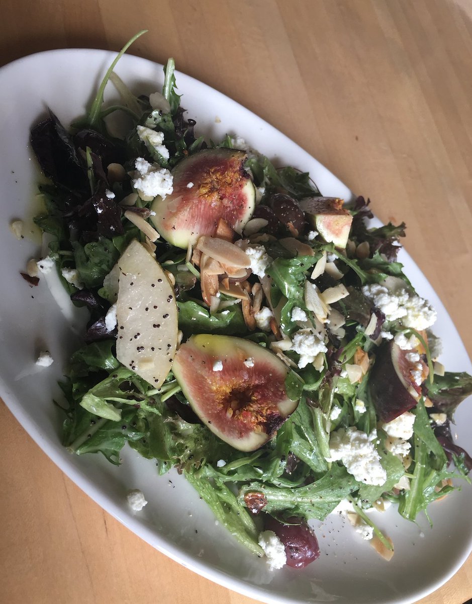 GRFarmhouse's tweet photo. Happy Hump Day! Celebrate with delicious refreshing #salad #fresh #healthy #farmtofork #yum #Foodie #HumpDayHappiness https://t.co/V8xOrxODej