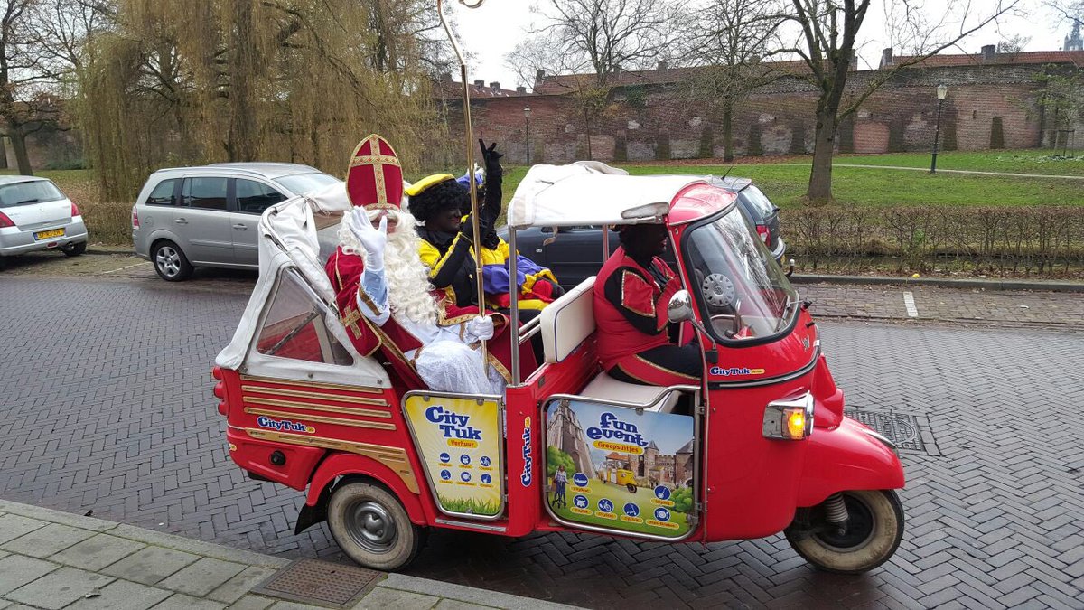 e_Choppers's tweet image. Wat een aardige man is die Nicolaas, zit hij weer in onze Citytuk!