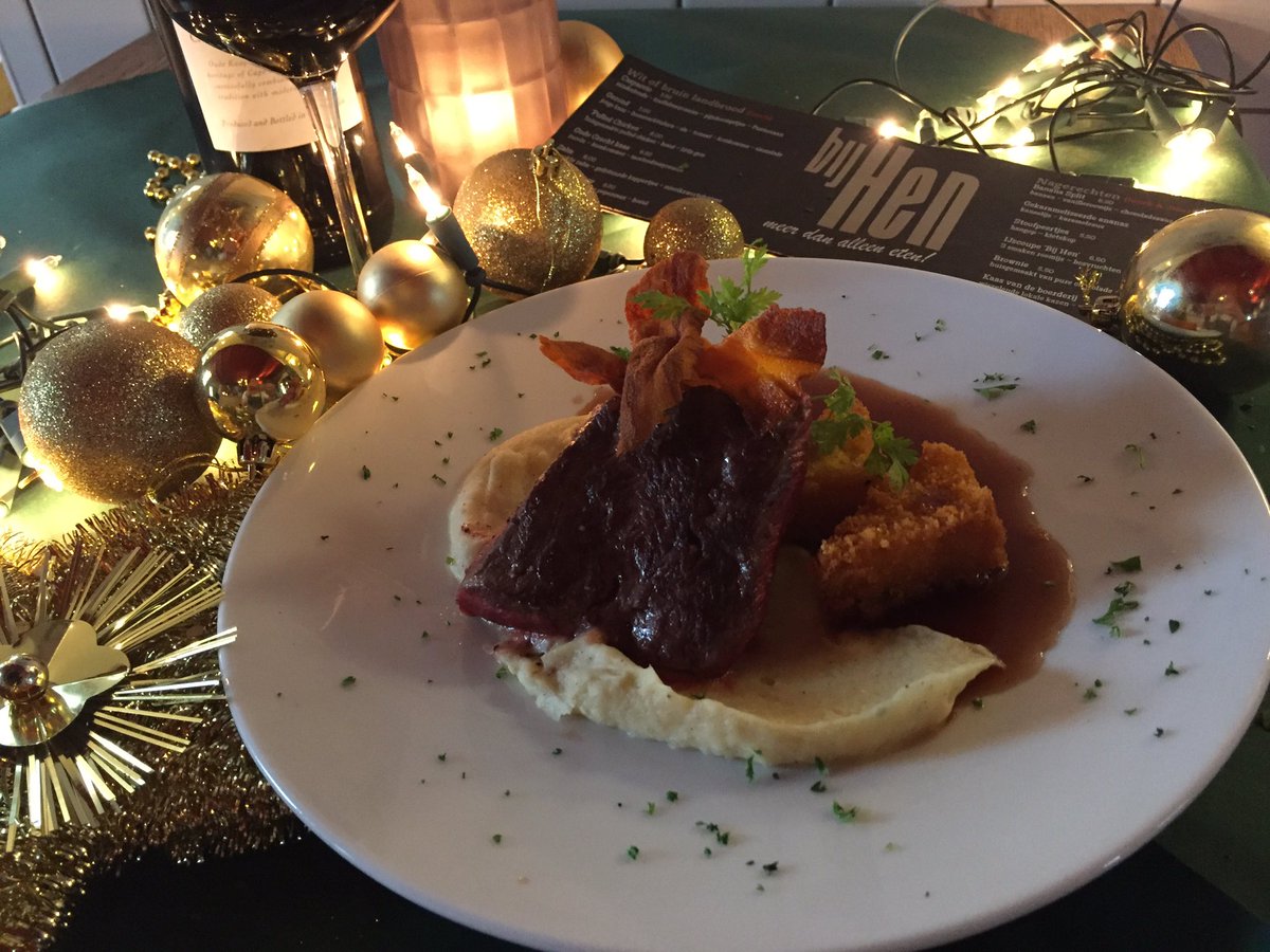 bij_hen's tweet photo. #proefkoken #kerst #kabeljauw #hertenbiefstuk
We hebben nog een paar tafels vrij, reserveer snel via info@bij-hen.nl https://t.co/6s29M1TY85