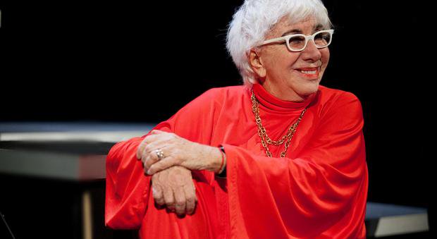 ilmessaggeroit's tweet image. Lina #wertmuller per la prima volta in scena al #teatro Greco goo.gl/Ekp7AW