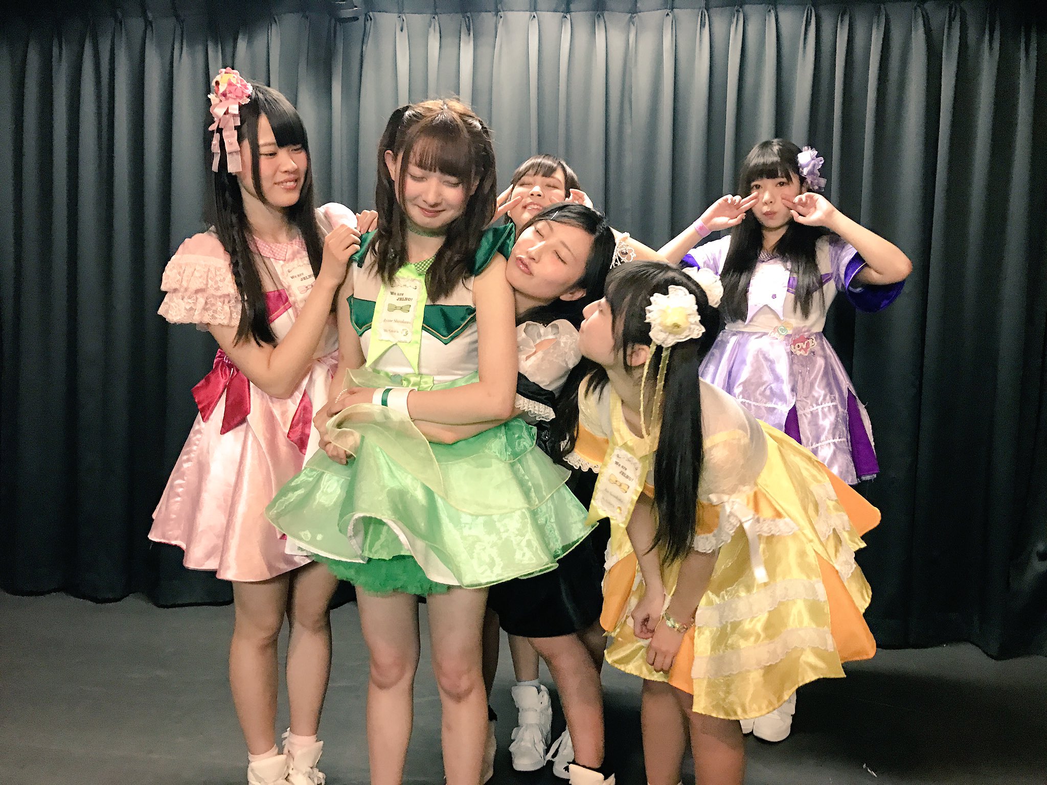 Jewel Neige ジュエルネージュ メジャー3rd Winterroad ウィークリー4位 白川あやね卒業前夜祭にお越し頂いた皆さん ありがとうございました 残すライブはあと1回 明日も大きな声援をお待ちしてます 沢山の笑顔で送り出してあげ Jewel Neige ジュエルネージュ メジャー3rd Winterroad ウィークリー4位 白川あやね卒業前夜祭にお越し頂いた皆さん ありがとうございました 残すライブはあと1回 明日も大きな声援をお待ちしてます 沢山の笑顔で送り出してあげ