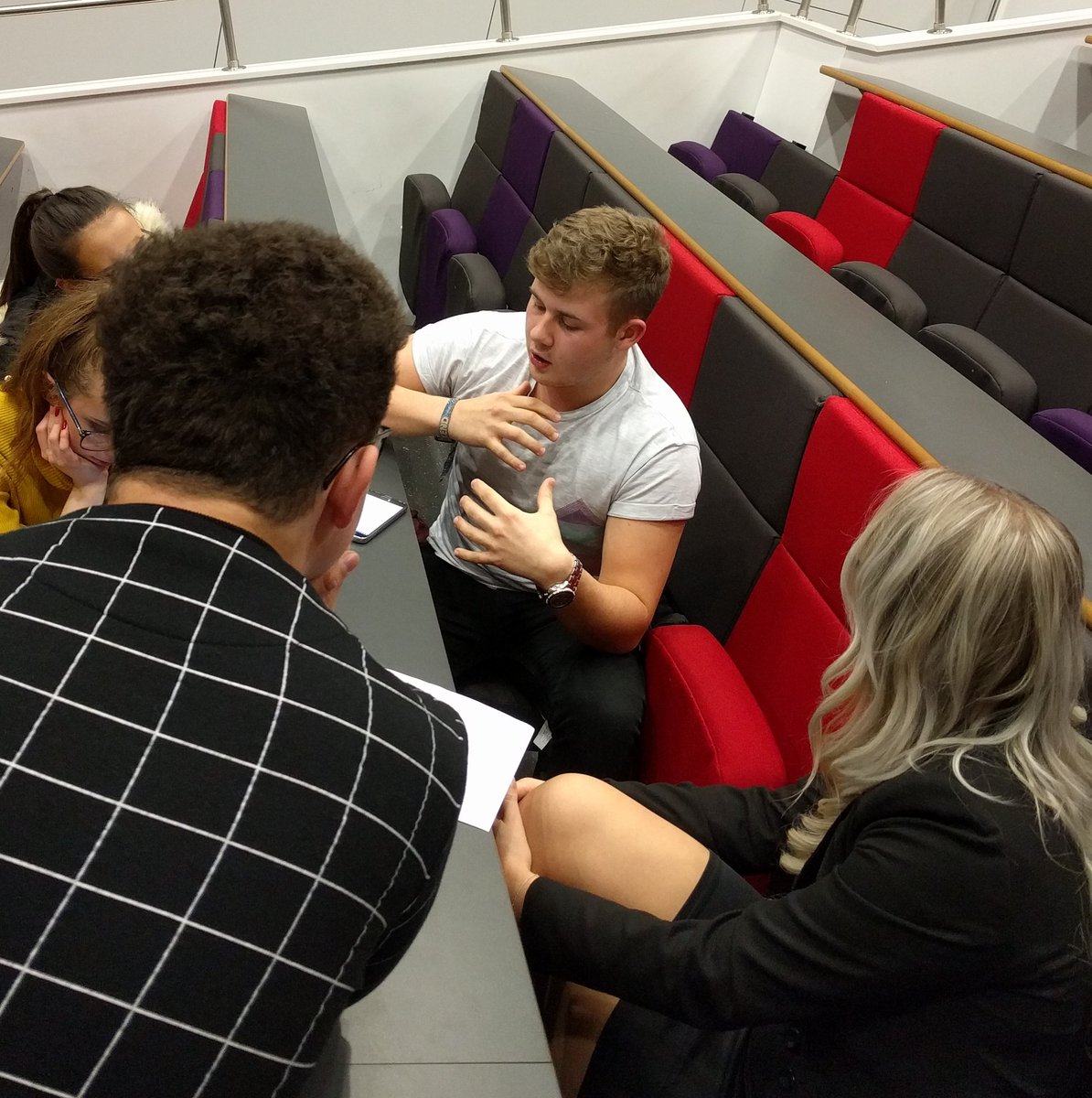 IteroAnge's tweet photo. The great #BREXIT debate #formingarguments #economics @StaffsBusEcons @StaffsUni @BusinessStaffs @pgwjones_dr https://t.co/TSTCw8c07z
