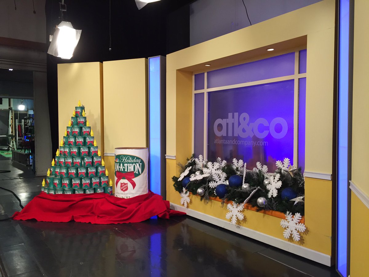 Paulamichele84's tweet photo. #SoundTapp and @patrickwright01 getting set-up @atlandco for 12pm segment. @HighMeadowsGA https://t.co/hxrmDdWnCb